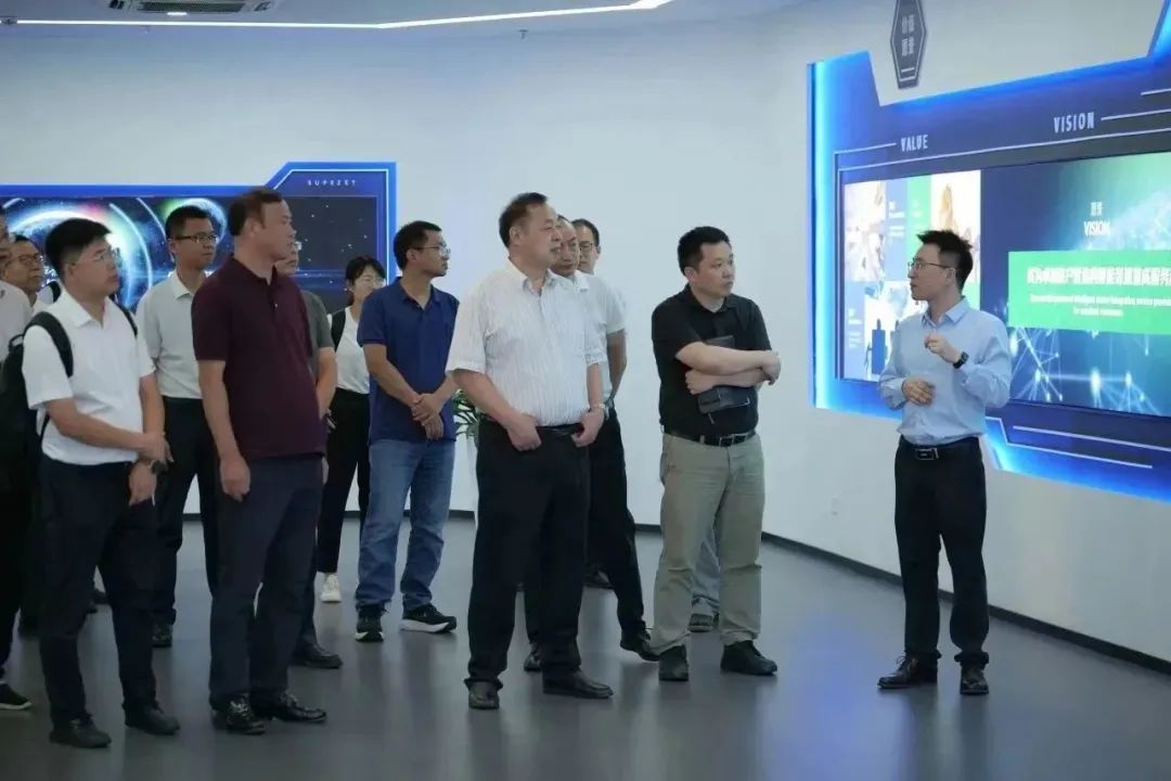 新能源 新动力 新未来|东方国际股份“动力与能源产业集群”圆桌座谈会顺利召开