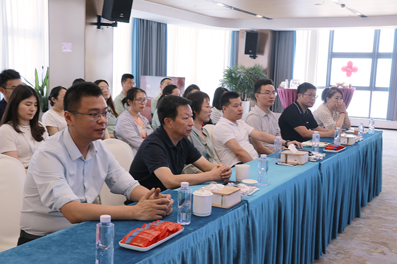 二十一载 智造未来丨贺东方国际股份廿一诞辰，再启新篇