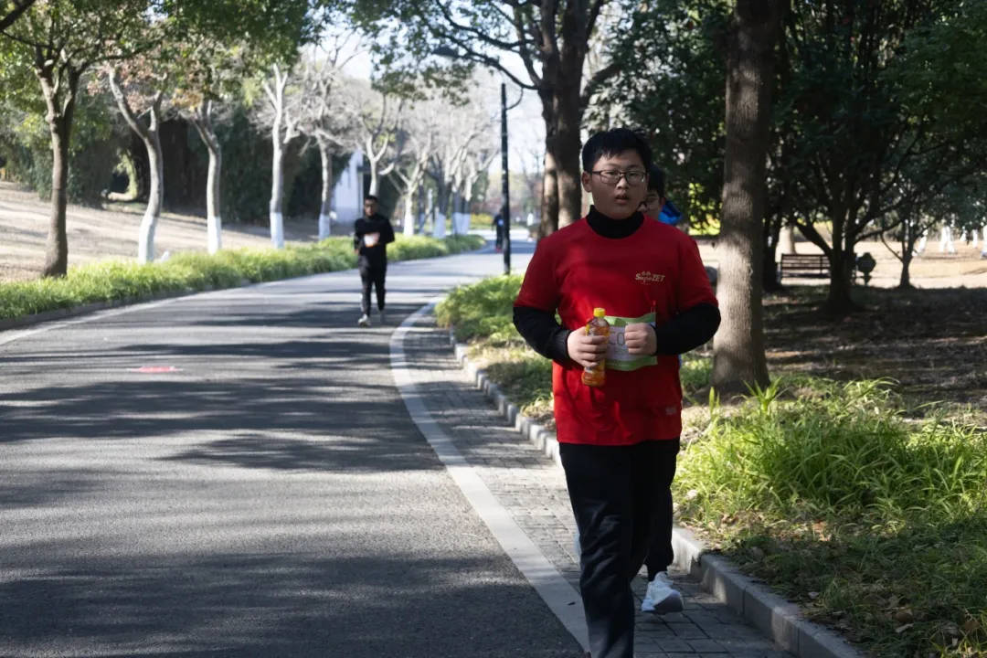 回望2024 启航2025 | 东方国际股份2025年度战略年会顺利召开